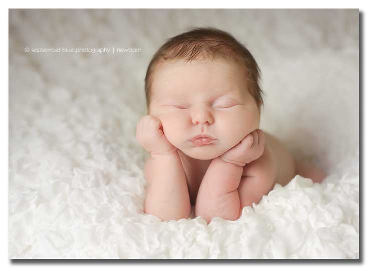 Long Island Newborn Photographer, Baby propped up on elbows